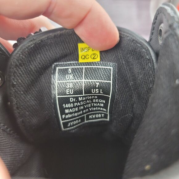 Dr. Doc Martens 1460 Pascal Sequin 8-Eye Boots Black Silver Size 7 L - Picture 6 of 6